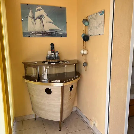 Apartment Avec Superbe Terrasse Pour 4 Personnes