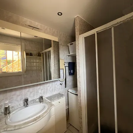 דירה Avec Superbe Terrasse Pour 4 Personnes
